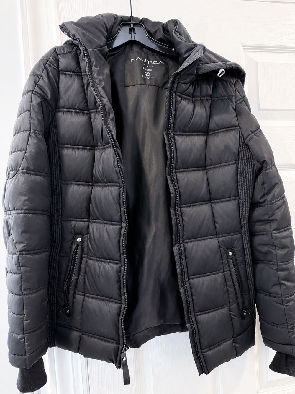 Nautica women Black Quilted Hooded jacket size small